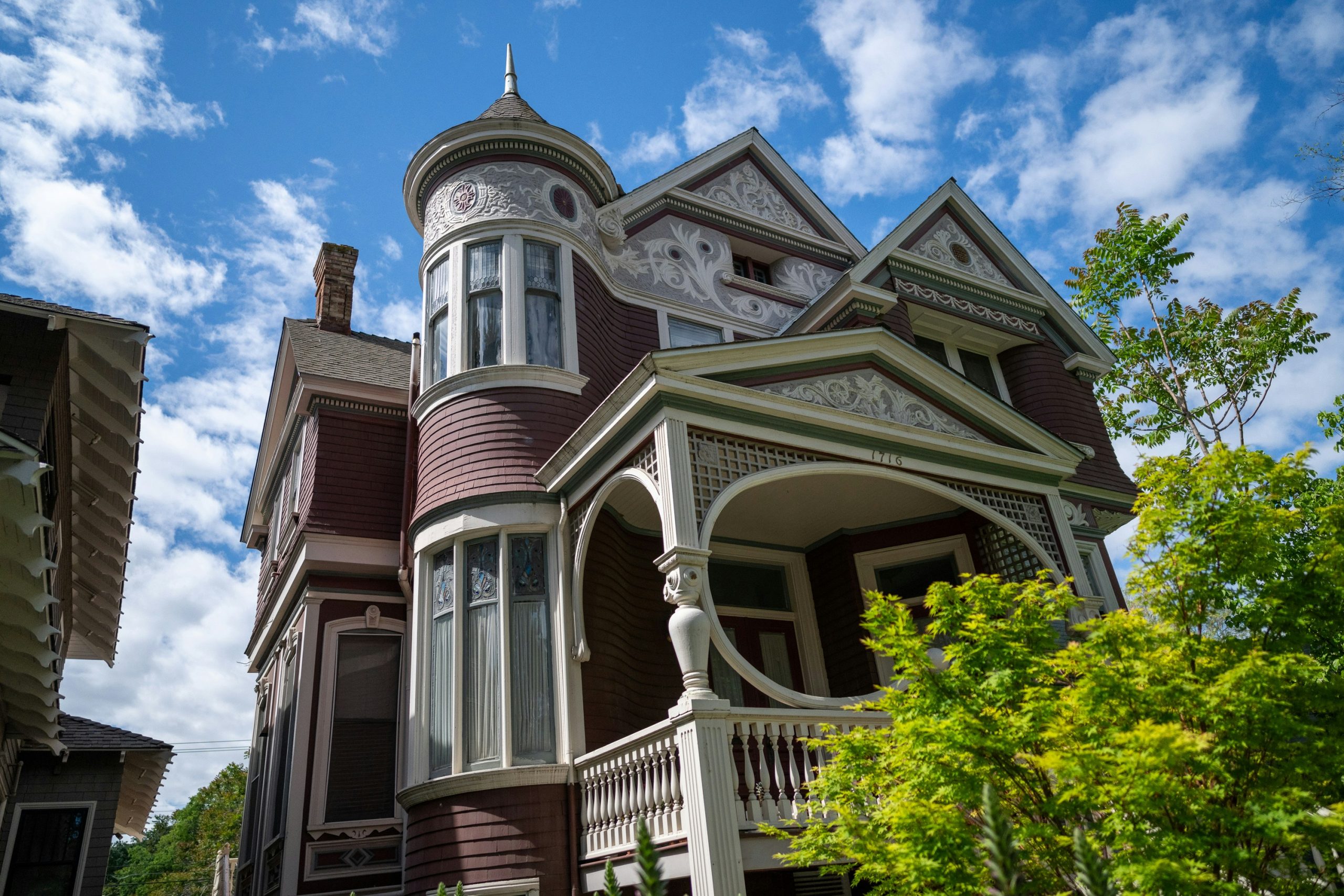 michael-kahn-VJ2nWCcuWtw-unsplash (1) sacramento
